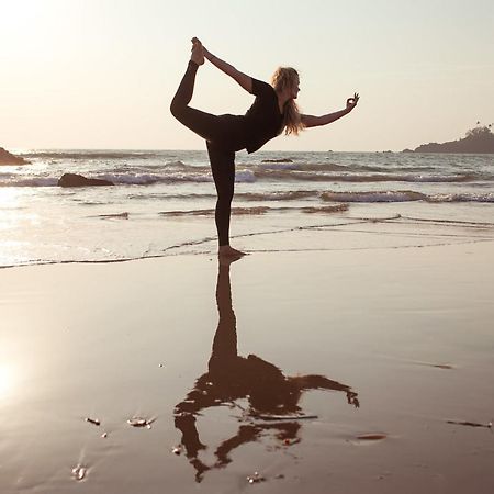 Kranti Yoga Tradition - Beach Resort Patnem Beach Exterior foto